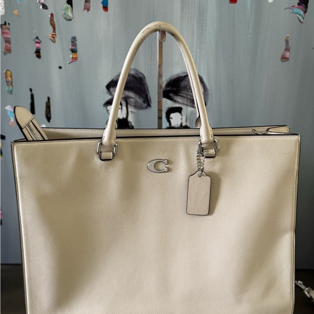 Coach Field Beige Women's Tote Bag
